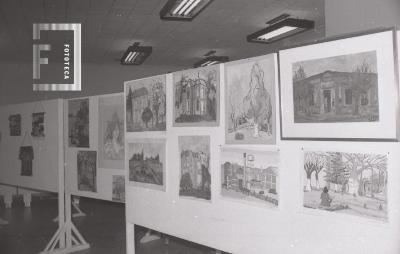 Exposición de manualidades en Salón Ronald Nash
