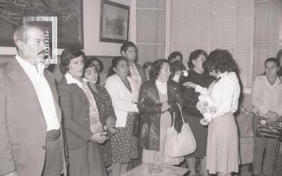 Homenaje a madres de soldados combatientes en la Guerra de las Malvinas