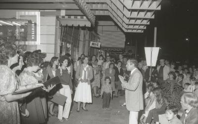 Coro en la Av. Rocca