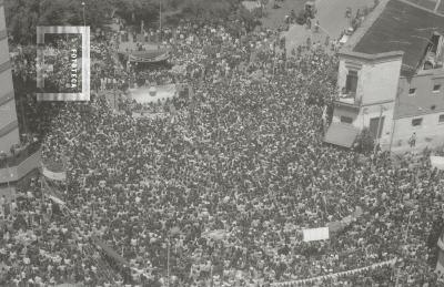 Acto multitudinario en la Plaza de la U.C.R.