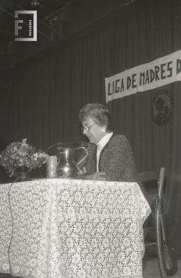 Charla de la Liga de madres de familia