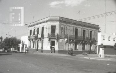 Edificio histórico - calle Belgrano y Mitre