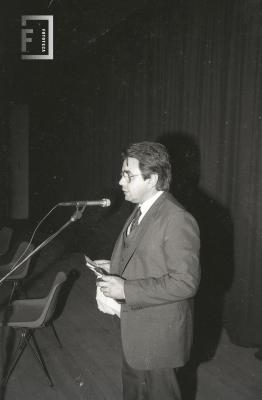 Conferencia de médico en el Teatro Pedro Barbero