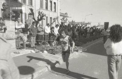Entrega de premios del triatlón en la Plaza Eduardo Costa