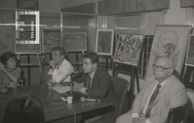 Reunión de artistas campanenses en la Biblioteca Pública Municipal