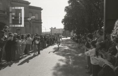 Entrega de premios del triatlón en la Plaza Eduardo Costa
