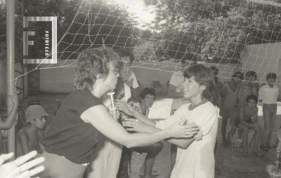 Torneos de voley en el barrio Del Pino