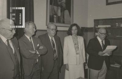 Inauguración de la Escuela N° 10 - Autoridades reunidas en el Palacio Municipal