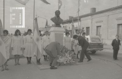Acto cívico por el día del trabajador