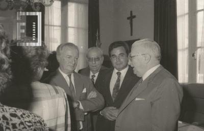 Inauguración de la Escuela N° 10 - Autoridades reunidas en el Palacio Municipal