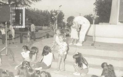 Cuentos en la Plaza Italia