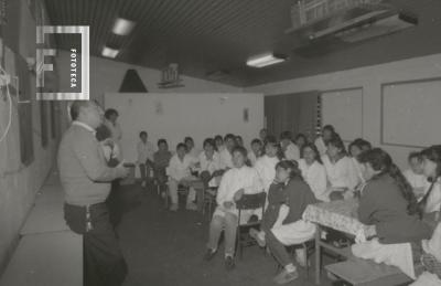 Charla en las escuelas