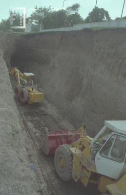 Obra de desagüe pluvial en Estrada y Viamonte