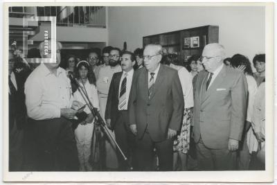 Inauguración de la Biblioteca Pública Municipal en la calle Mitre