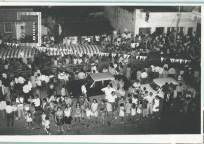 Carnaval de 1969 en la Av. Rivadavia y Calle Coletta