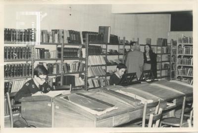 Diapoteca en la Biblioteca Pública Municipal //Dr. Octavio Amadeo//