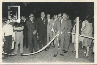 Inauguración de decoración navideña en la Plaza Eduardo Costa