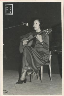 Presentación de Carmen Guzman en el Teatro Pedro Barbero